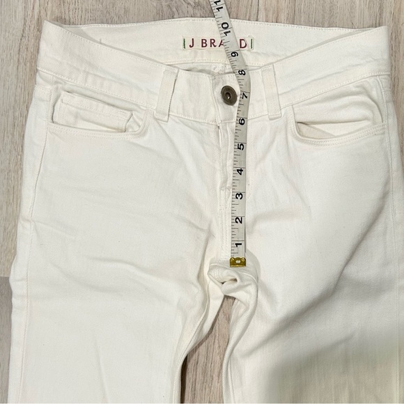 J Brand Petite Heartbreaker White Denim Low Rise Cotton Boot Cut Jeans Size 26” - Picture 3 of 9